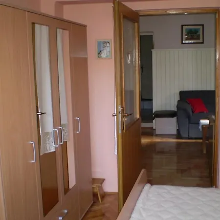 Apartment In With Air Conditioning, Wifi, Washing Machine 3541-4 *
