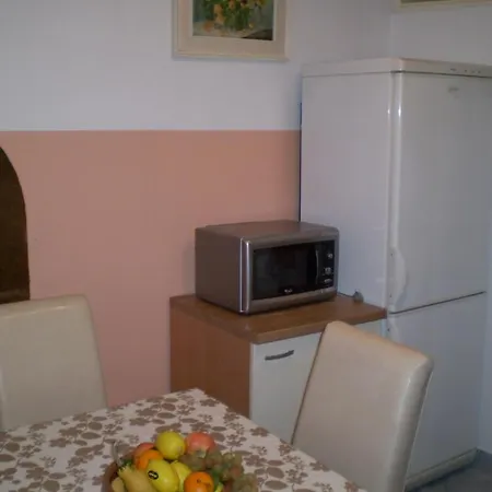 In With Air Conditioning, Wifi, Washing Machine 3541-4 Apartman *