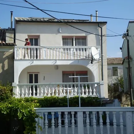 In With Air Conditioning, Wifi, Washing Machine 3541-4 *